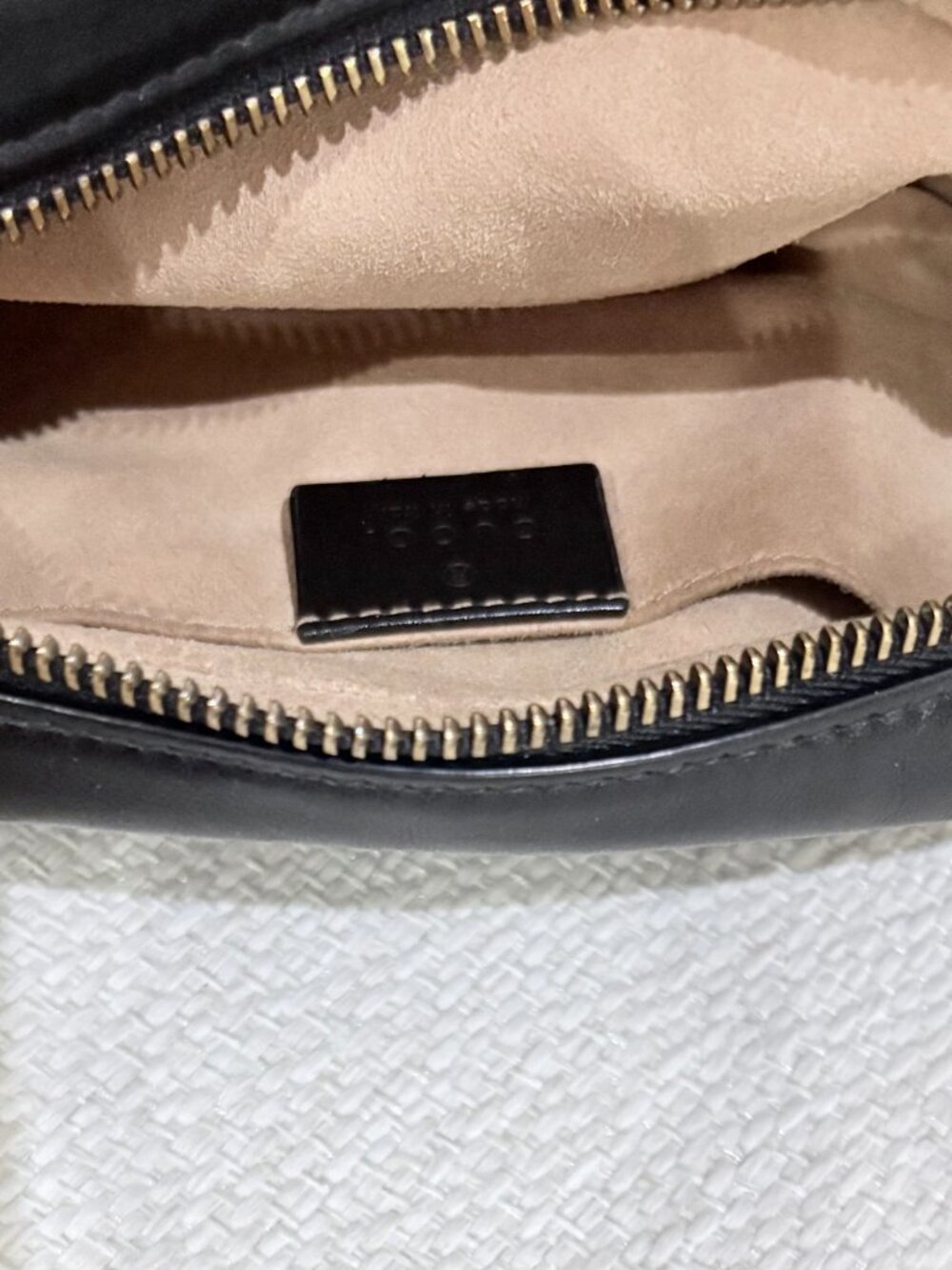Gucci GG Marmont mini camera bag - Picture 12 of 14